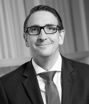 Patrik Axenstjerna